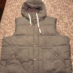 Old Navy Puffer Vest
